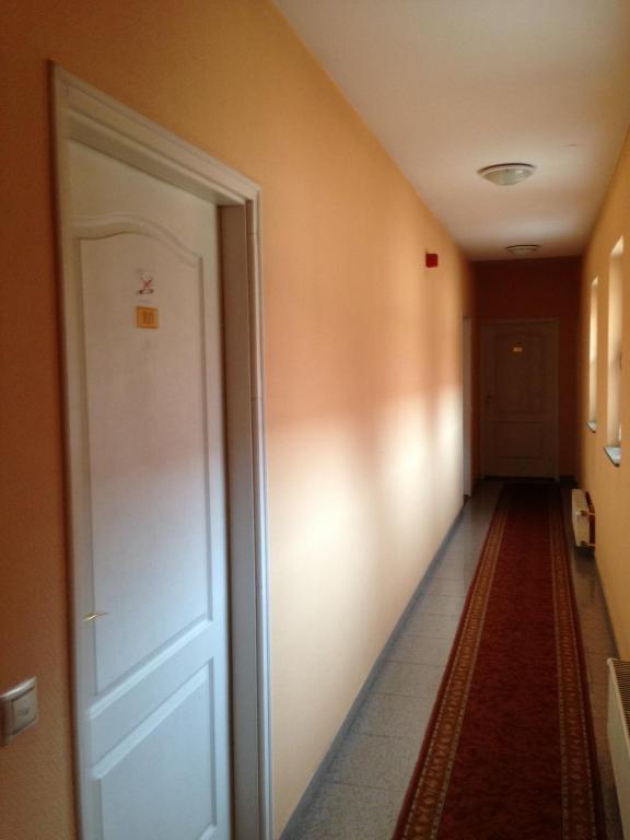 Hotel Arany Trofea Eger Exteriör bild