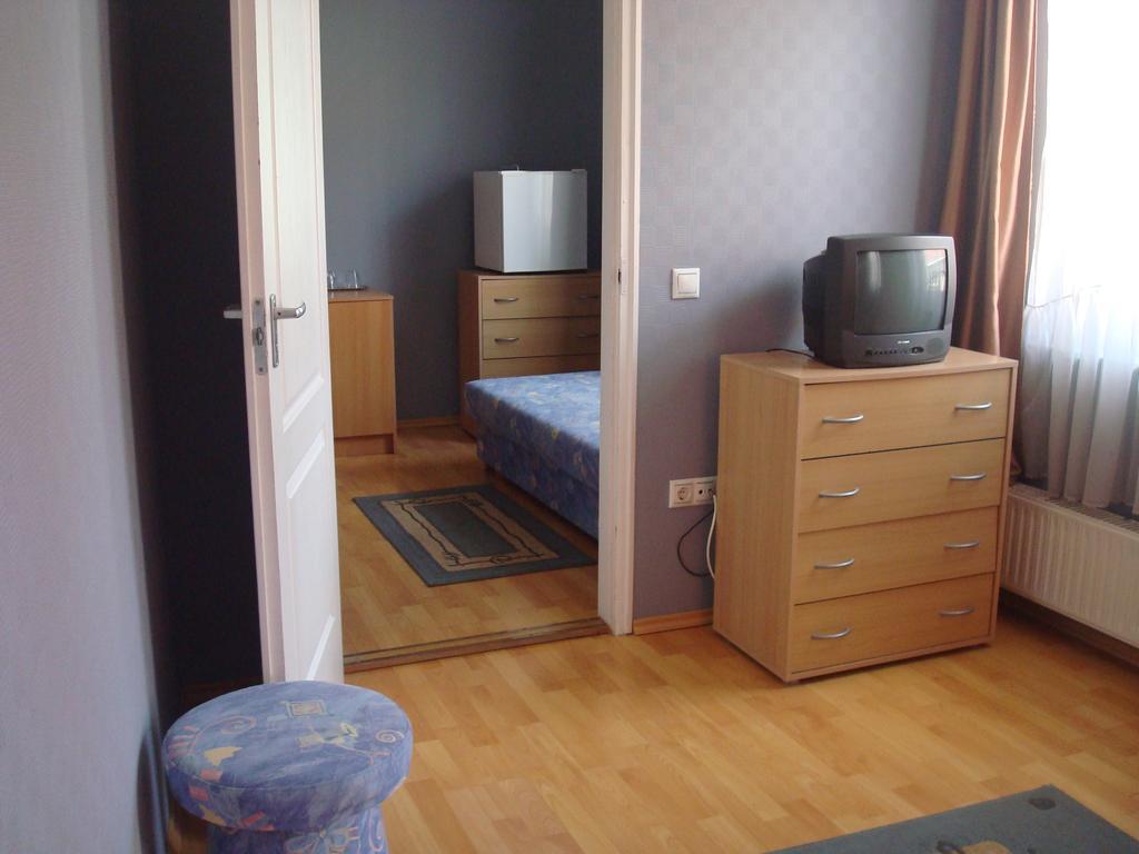 Hotel Arany Trofea Eger Exteriör bild
